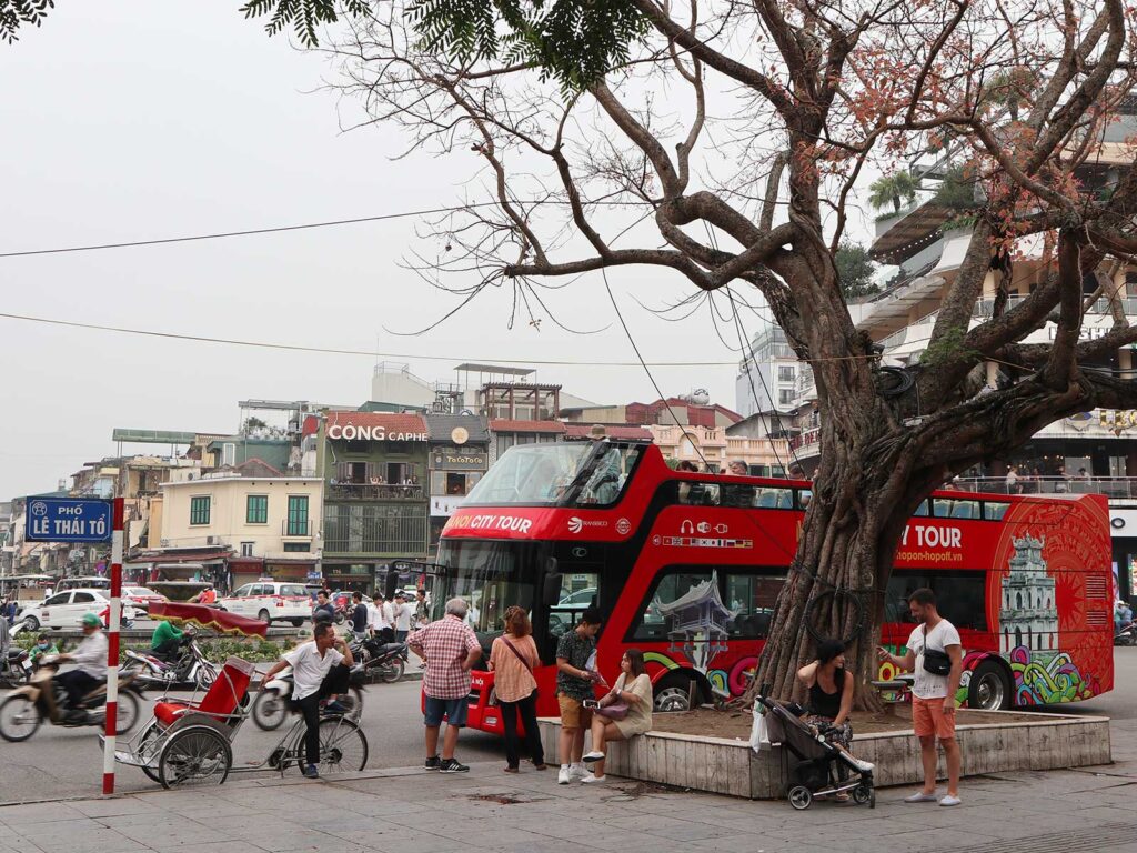 Hanoi hop-on-hop-off bus