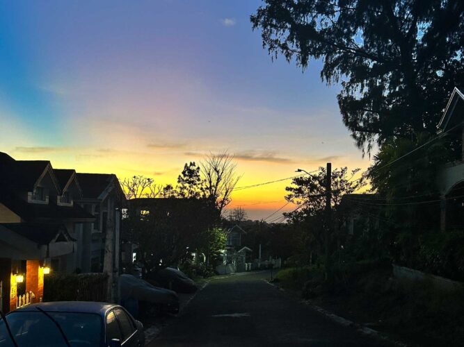 Sunset in Philippine suburbia
